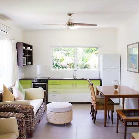 Villa Marine Holiday Apartments Cairns Yorkeys Knob Eksteriør bilde