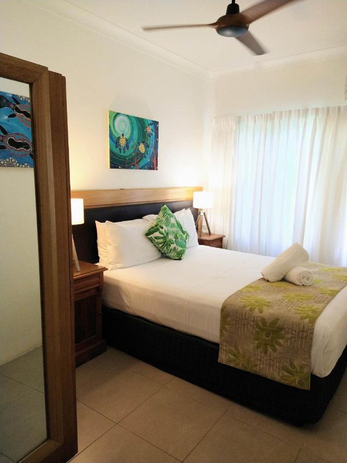 Villa Marine Holiday Apartments Cairns Yorkeys Knob Eksteriør bilde