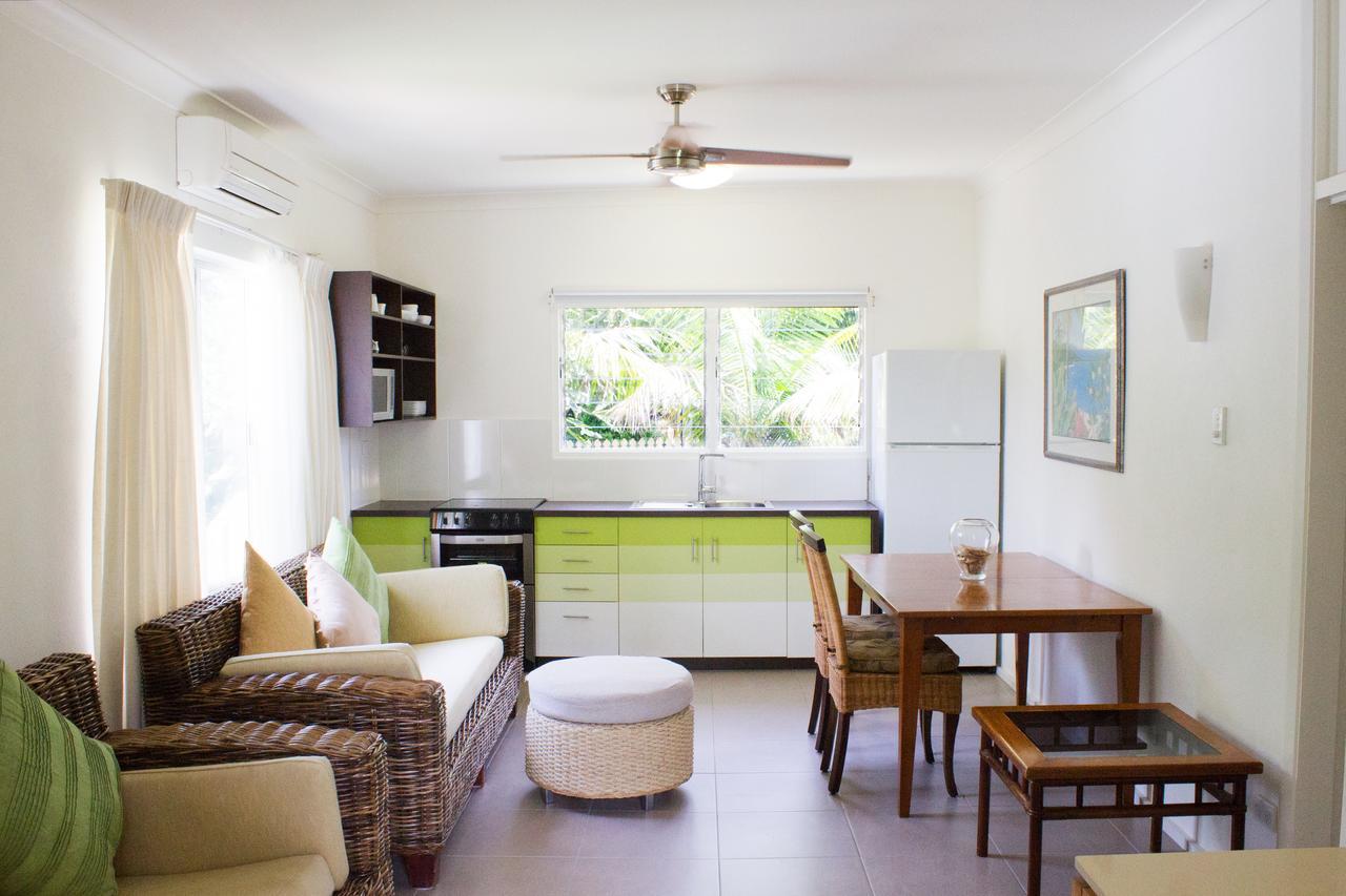 Villa Marine Holiday Apartments Cairns Yorkeys Knob Eksteriør bilde